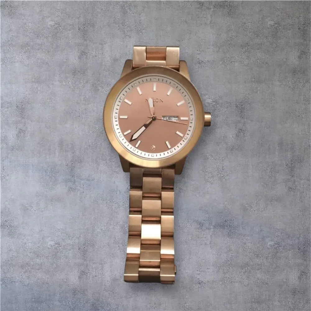 Nixon Act Now The Spur Stainless Steel Gold Tone Watch Men’s Women’s Wristwatch